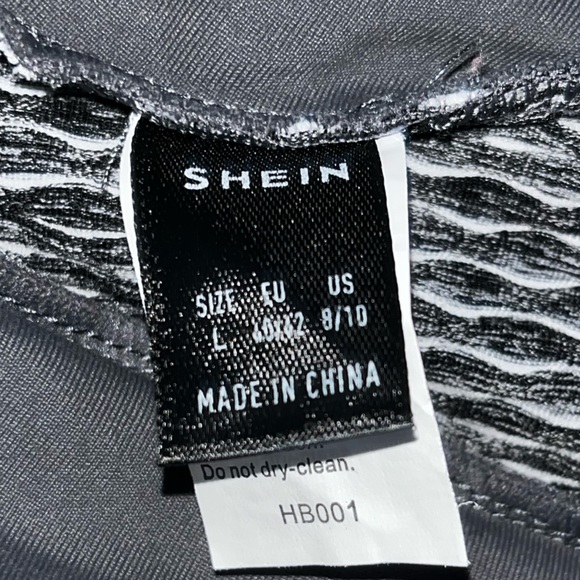 SHEIN leggings - Picture 3 of 3